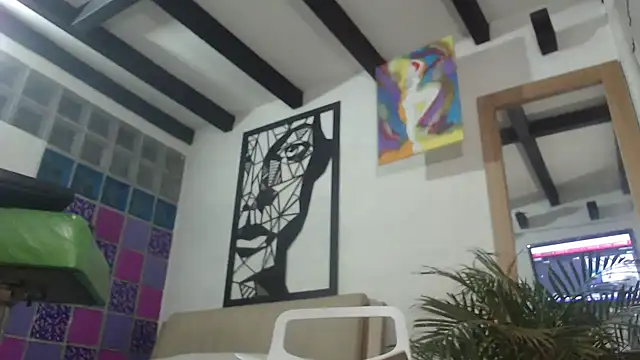 thirstymoonxx online show from May 21, 6:00 am