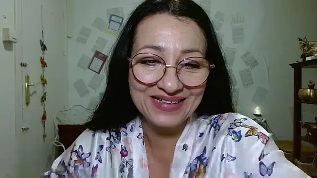 KeisyNeonX online show from May 6, 8:35 pm