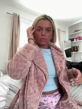 IrishPrincessBarbieX online show from April 3, 10:46 am