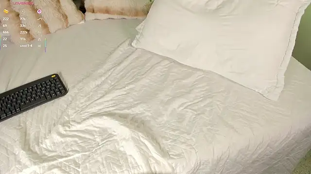  Miss Kimm online show from October 4, 1:28 pm