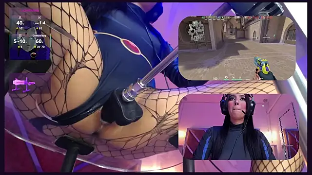 SweetieCloe  online show from May 22, 9:35 pm