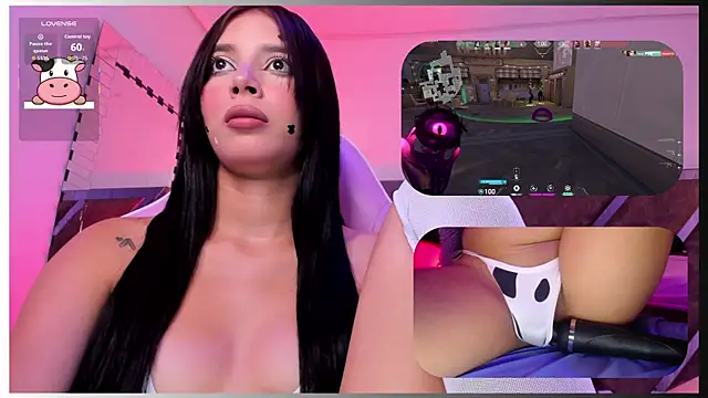 SweetieCloe  online show from May 7, 9:40 pm