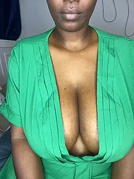 Naughty-sonia2 online show from May 8, 4:32 pm