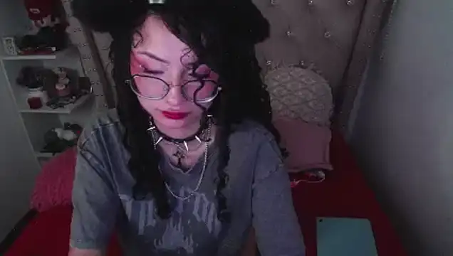 CherieCurl online show from March 15, 3:30 am