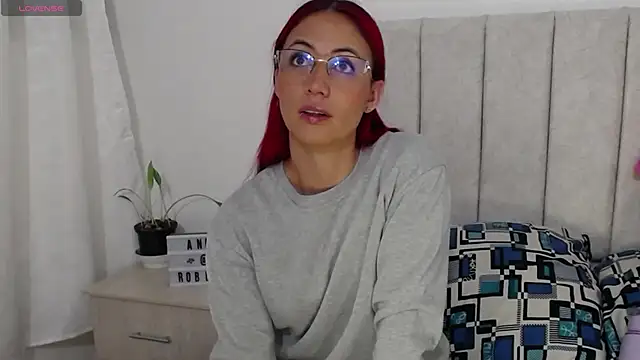 anny roberts online show from October 9, 11:25 am