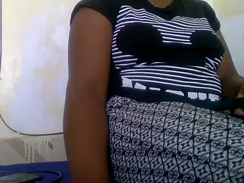 Hot-zeenah online show from October 29, 3:14 pm