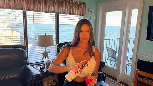 Lilmissbigguy online show from October 24, 9:55 pm