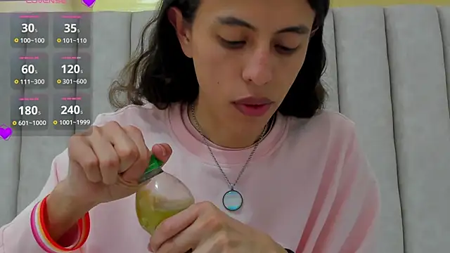 FreyaMoller online show from October 6, 6:56 pm