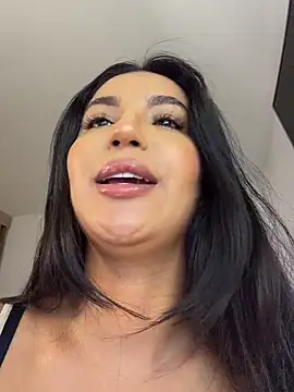 Kimm khalifa online show from May 14, 1:44 am