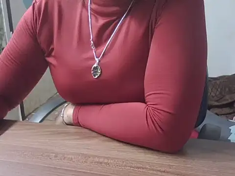 Snapshot of Malinh096 chatting on October 23, 12:44 pm Malinh096 online show from October 23, 12:44 pm