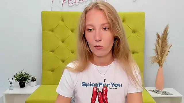 LolaWilsons online show from July 7, 6:16 am