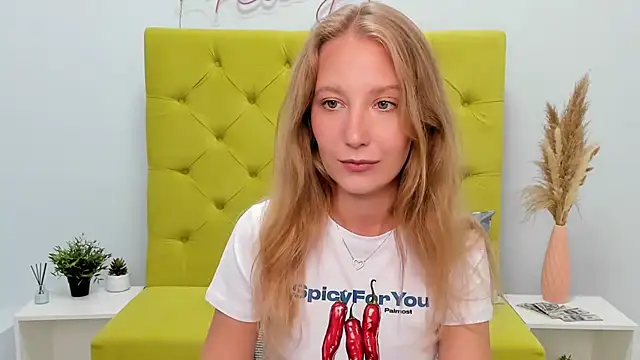 LolaWilsons online show from July 7, 7:23 am
