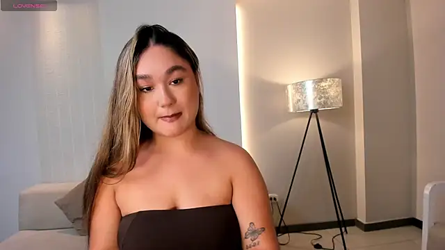 SamanthaConnor  online show from October 5, 11:21 pm