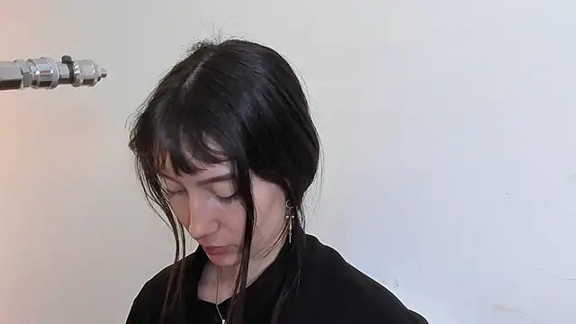Snapshot of lizzy_davis_1 chatting on September 17, 3:48 am lizzy davis 1 online show from September 17, 3:48 am