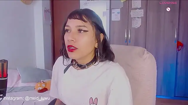 melissahowl online show from February 3, 8:12 pm