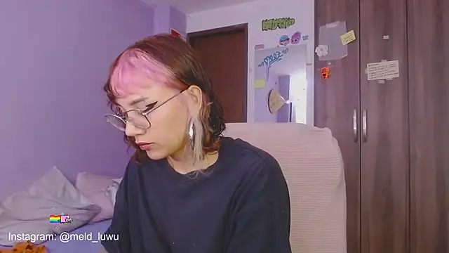 melissahowl online show from May 21, 8:29 pm