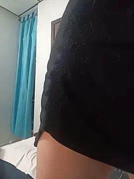 IsisBlake online show from May 17, 3:06 am