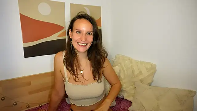 Snapshot of ConfuCollins chatting on October 12, 3:58 pm ConfuCollins online show from October 12, 3:58 pm