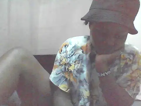 EBONYVANILLA02 online show from July 6, 11:15 am