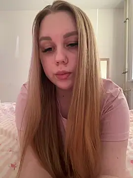 Marylallka5 online show from May 10, 10:39 am