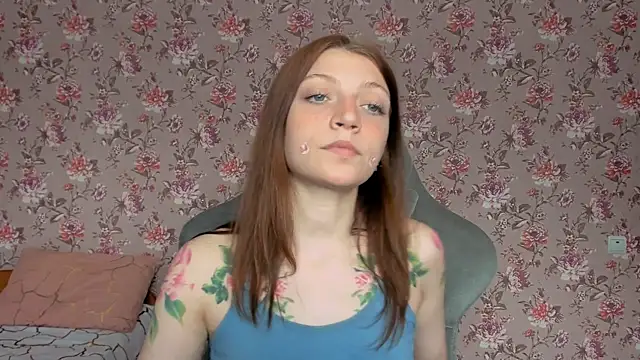 roselolly online show from May 19, 3:46 am