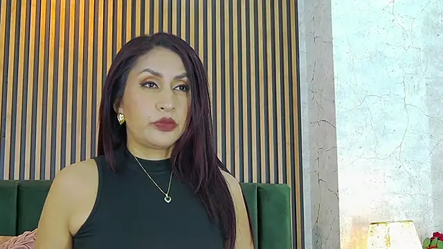 MonicaMoret online show from May 11, 12:40 pm