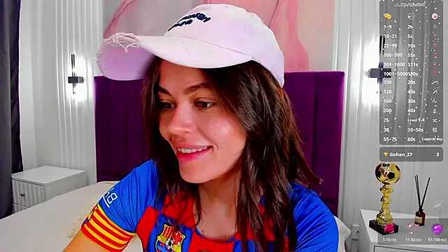 Kelly Cuutie online show from June 20, 1:42 am