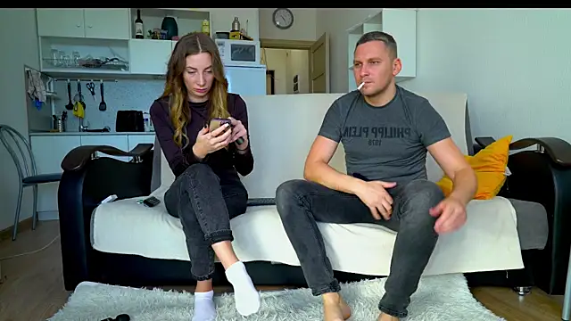 littlesweettifany online show from October 17, 10:40 am