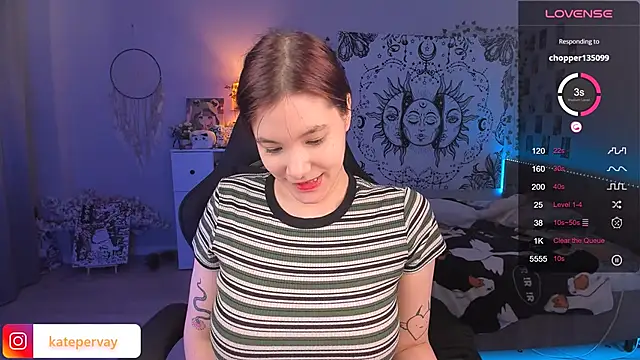 Snapshot of callmekatesmith chatting on September 21, 8:18 pm callmekatesmith online show from September 21, 8:18 pm