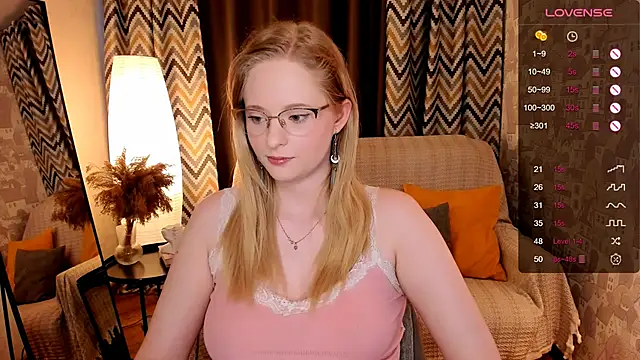 Aemilia  online show from October 10, 8:52 am