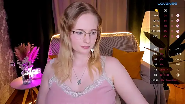 Aemilia  online show from February 17, 8:13 am