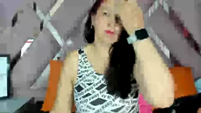 Mulan sexy01 online show from May 18, 7:20 pm