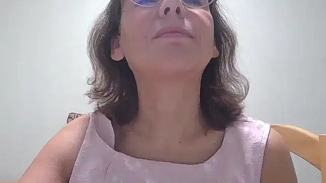 HollyJewel online show from October 14, 5:04 pm