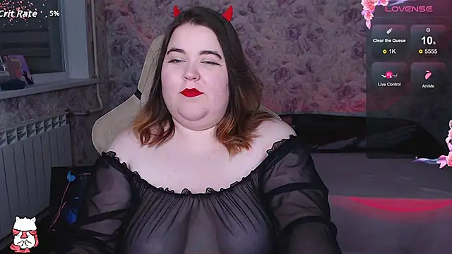 Estelle Hicks online show from October 28, 7:52 pm