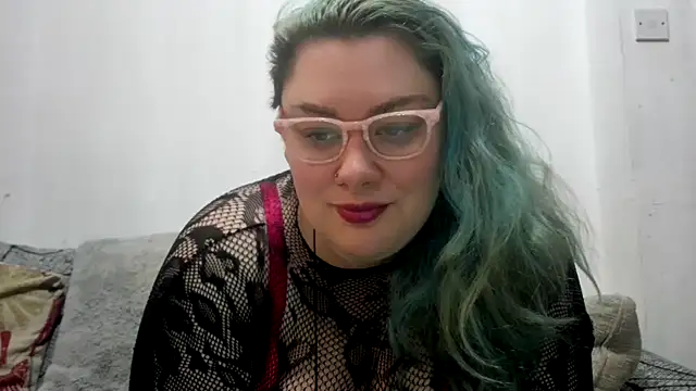 Bustycurves online show from April 3, 11:25 pm