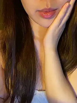 minmin2kk5 online show from May 17, 5:12 pm