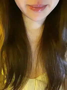 minmin2kk5 online show from May 12, 3:19 pm