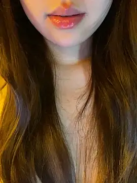 minmin2kk5 online show from April 9, 4:12 pm