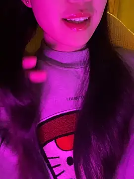 minmin2kk5 online show from November 5, 3:50 pm