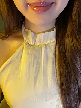 minmin2kk5 online show from May 2, 1:42 am