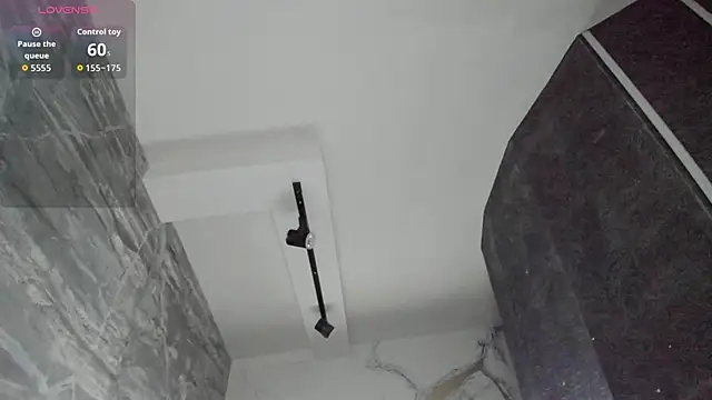 saracaball  online show from November 9, 4:52 am