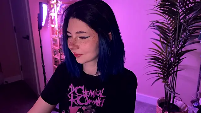  vixenp online show from March 6, 6:47 pm