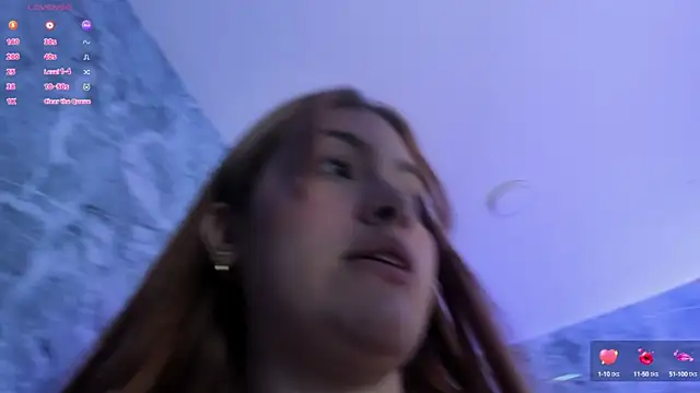 Chloee Evans1 online show from October 3, 6:57 pm
