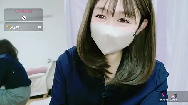 aaanyan online show from November 12, 10:30 pm