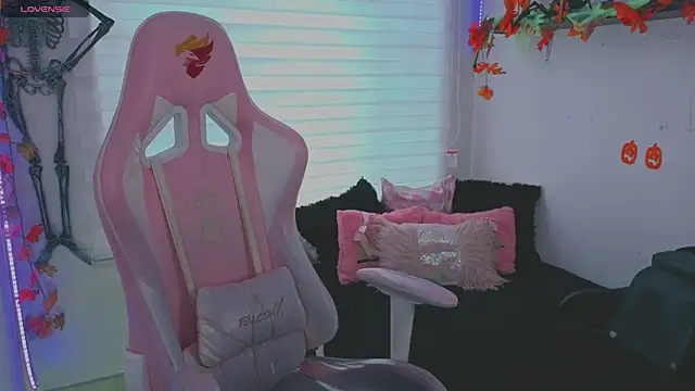 keyla roberts777 online show from October 14, 12:52 pm