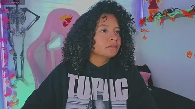 keyla roberts777 online show from October 12, 5:59 pm