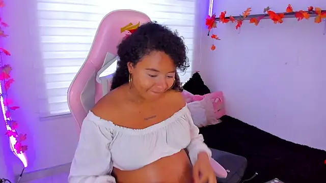 keyla roberts777 online show from November 16, 9:48 pm