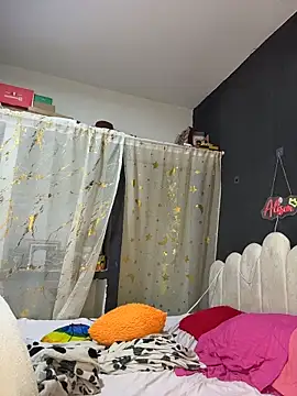 AlisonHoot69 online show from March 14, 12:44 am