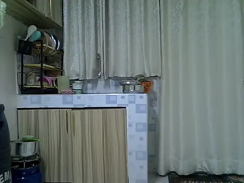 jeyberrie online show from December 4, 7:47 pm