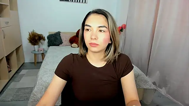 Alexa Dolly12 online show from May 8, 9:23 am